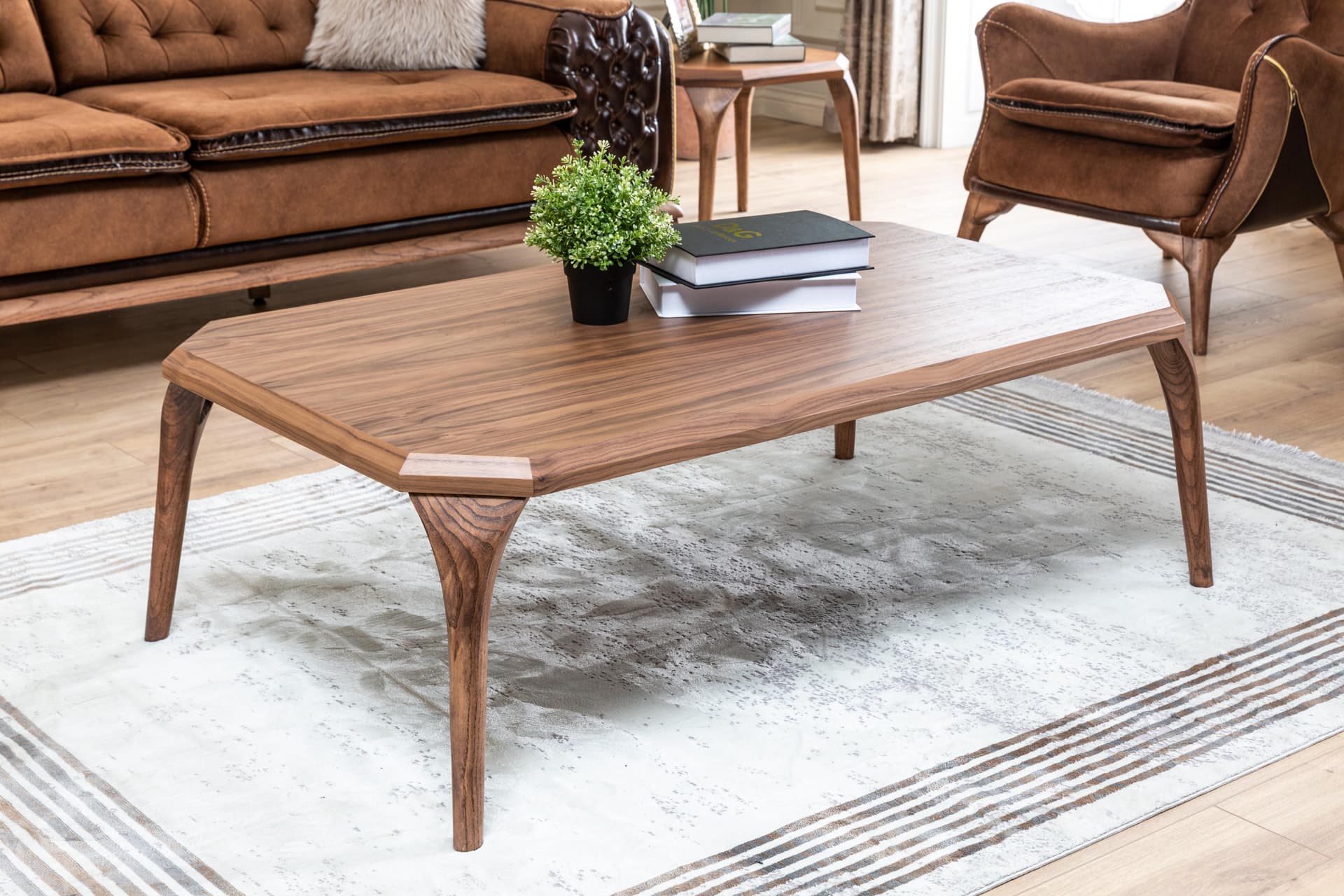 LOTUS Mini Table (Мини столик)